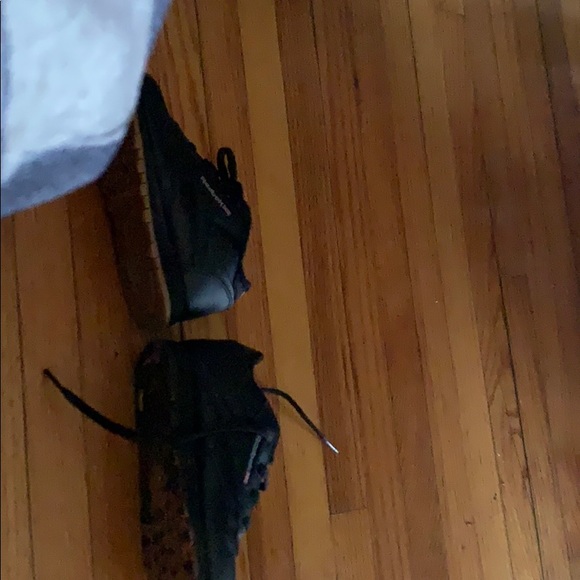 Shoes - Picture 3 of 3